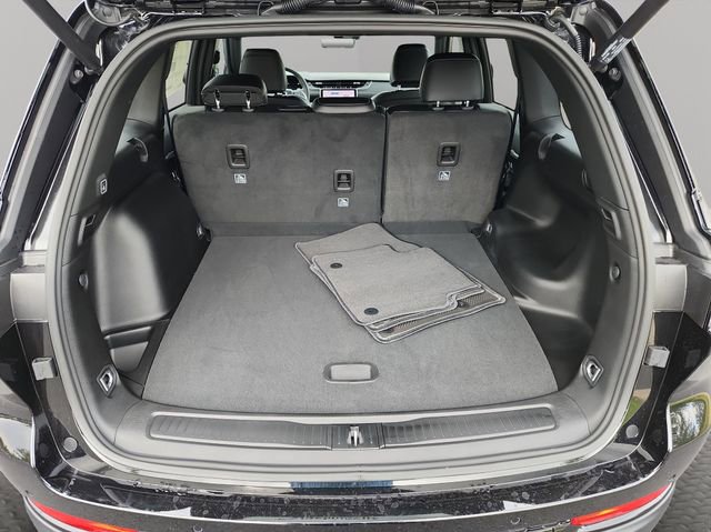 New 2025 Jeep Grand Cherokee Limited image 22