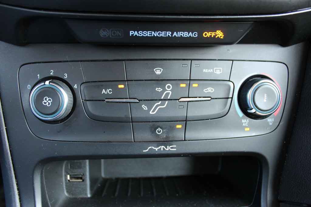 Used 2016 Ford Focus SE image 21