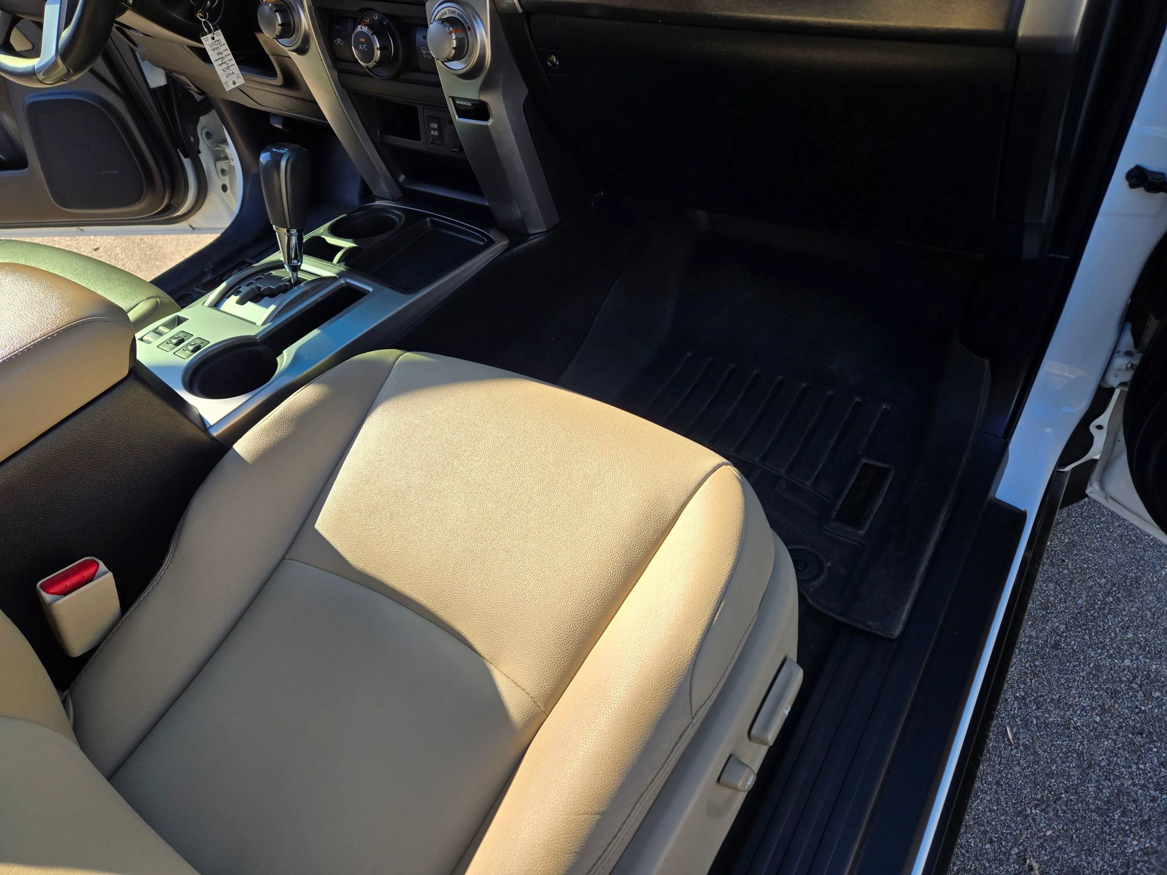 Used 2017 Toyota 4Runner SR5 Premium image 60