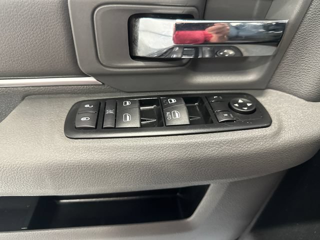 Used 2014 RAM 2500 SLT w/ Luxury Group AWD/4WD image 23
