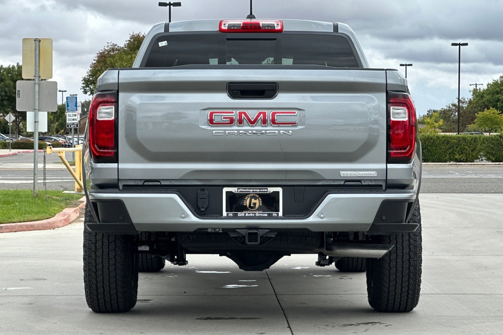 New 2026 GMC Canyon Elevation image 5