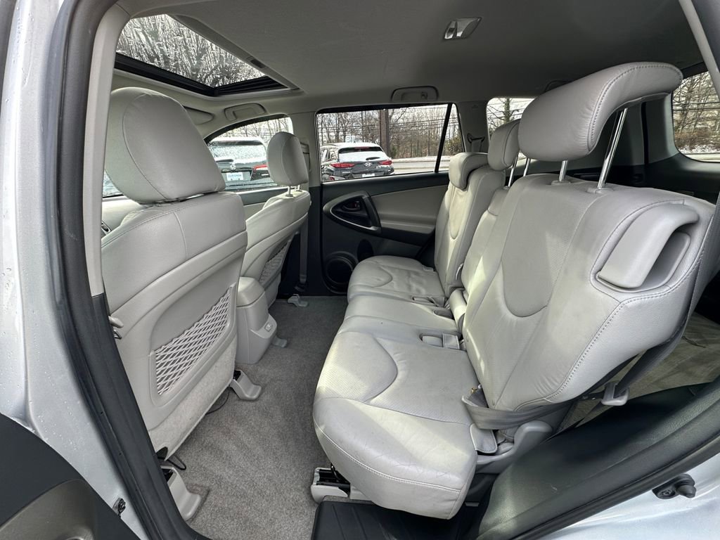 Used 2011 Toyota RAV4 Limited image 19