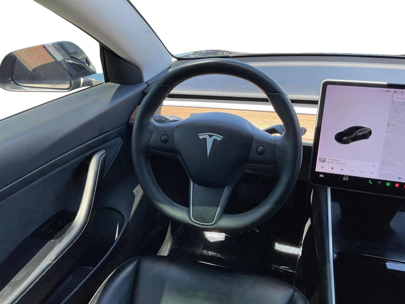 Used 2020 Tesla Model 3 Standard Range RWD image 11