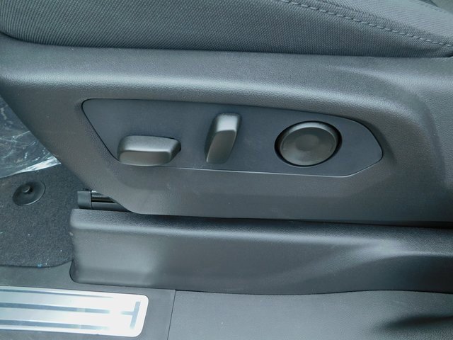 New 2026 Chevrolet Silverado 1500 LT w/ LPO, Chrome Package image 23