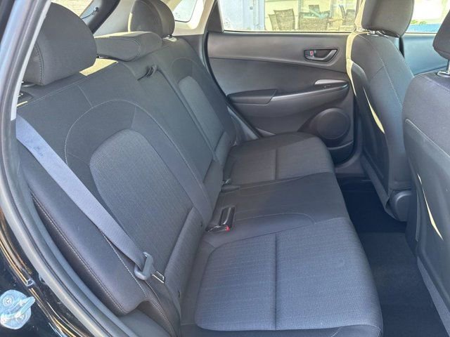 Used 2022 Hyundai Kona SEL image 10