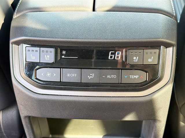 New 2026 Lexus TX 500h AWD image 21