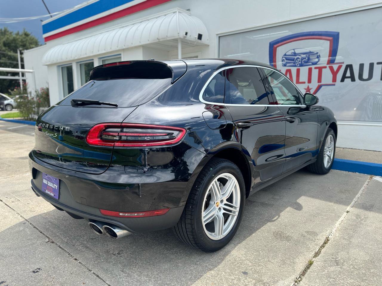 Used 2017 Porsche Macan S AWD/4WD image 35
