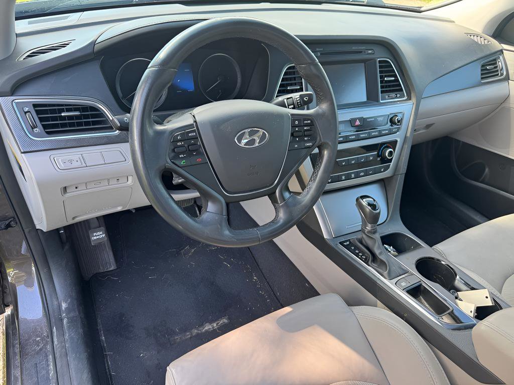 Used 2016 Hyundai Sonata Sport w/ Option Group 1V FWD image 21