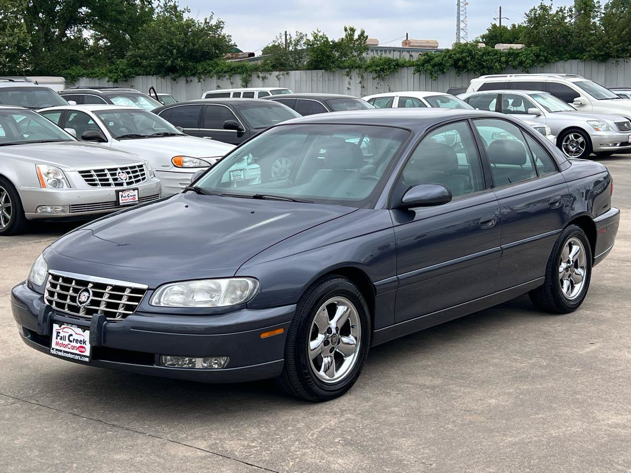Used 1997 Cadillac Catera RWD image 2