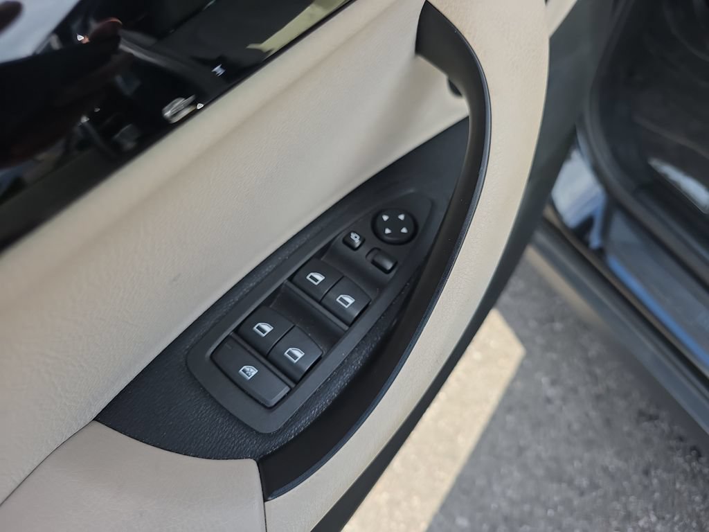Used 2021 BMW X2 sDrive28i w/ Convenience Package FWD image 18