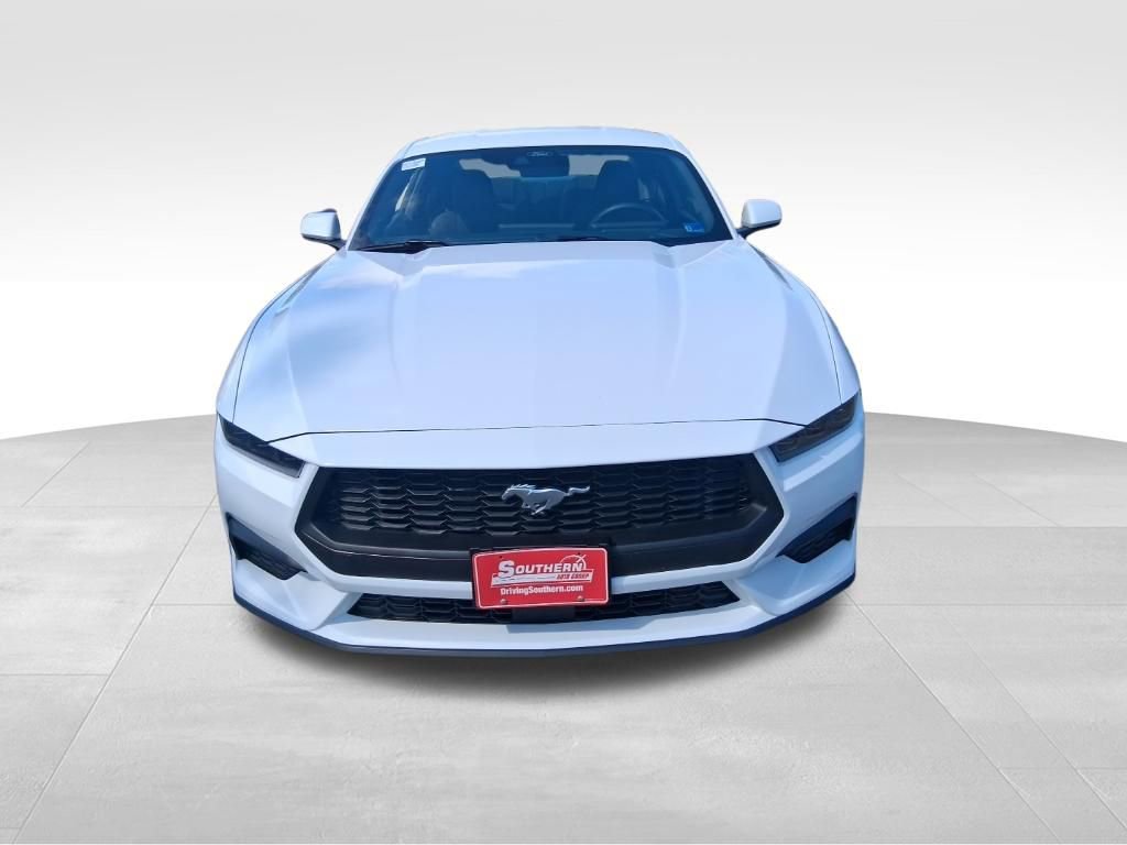 Used 2025 Ford Mustang EcoBoost image 2
