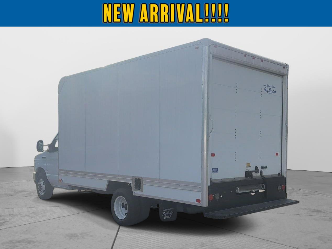 Used 2024 Ford E-350 and Econoline 350 Super Duty w/ Power Windows & Locks Group RWD image 5