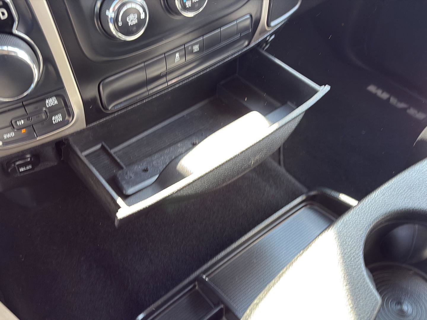 Used 2017 RAM 1500 Classic SLT image 26