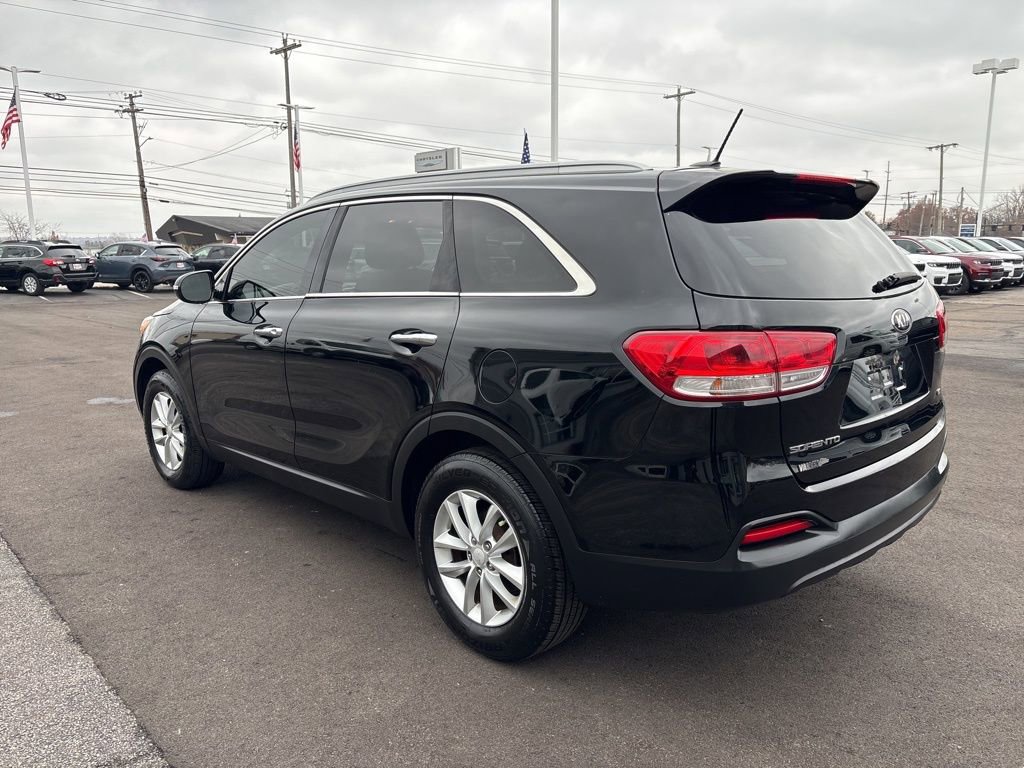 Used 2016 Kia Sorento LX image 46
