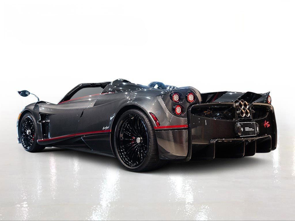 Used 2017 Pagani Huayra image 2