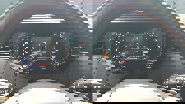 Used 2023 Land Rover Range Rover Sport SE image 29