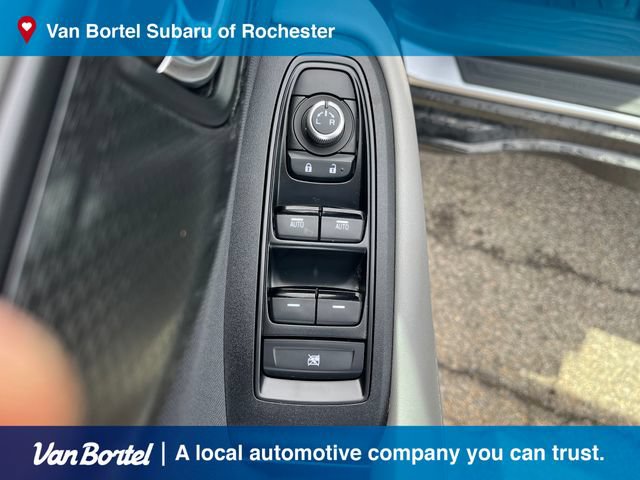 Certified 2025 Subaru Outback Premium AWD/4WD image 15