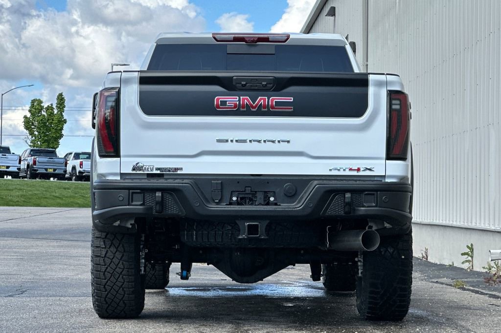 New 2026 GMC Sierra 2500 AT4X w/ AT4X AEV Edition AWD/4WD image 5
