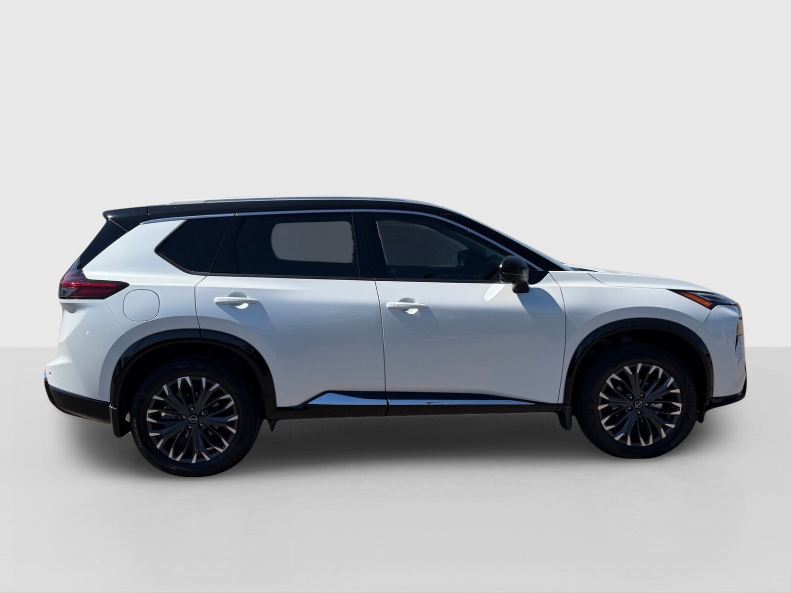 New 2026 Nissan Rogue Platinum AWD/4WD image 6