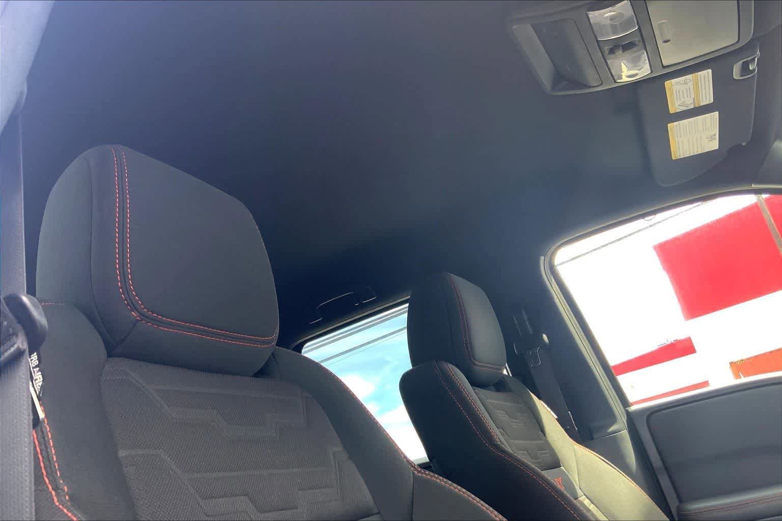 Used 2022 Nissan Frontier Pro-X image 30