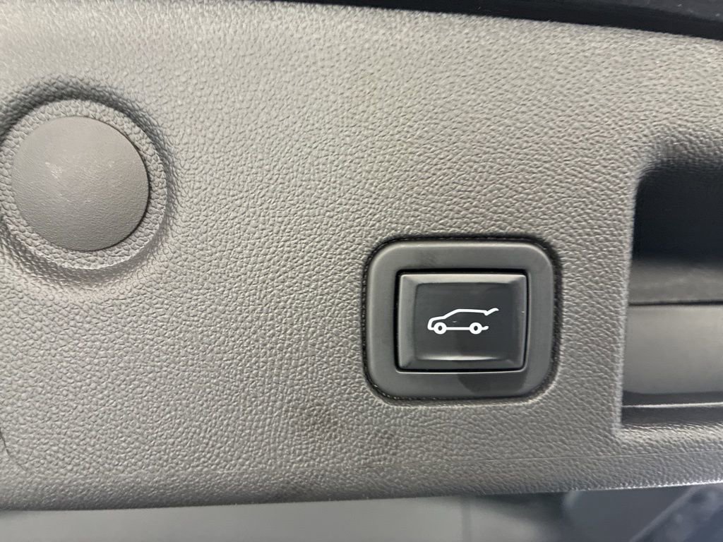 Used 2022 Chevrolet Equinox LT AWD/4WD image 7