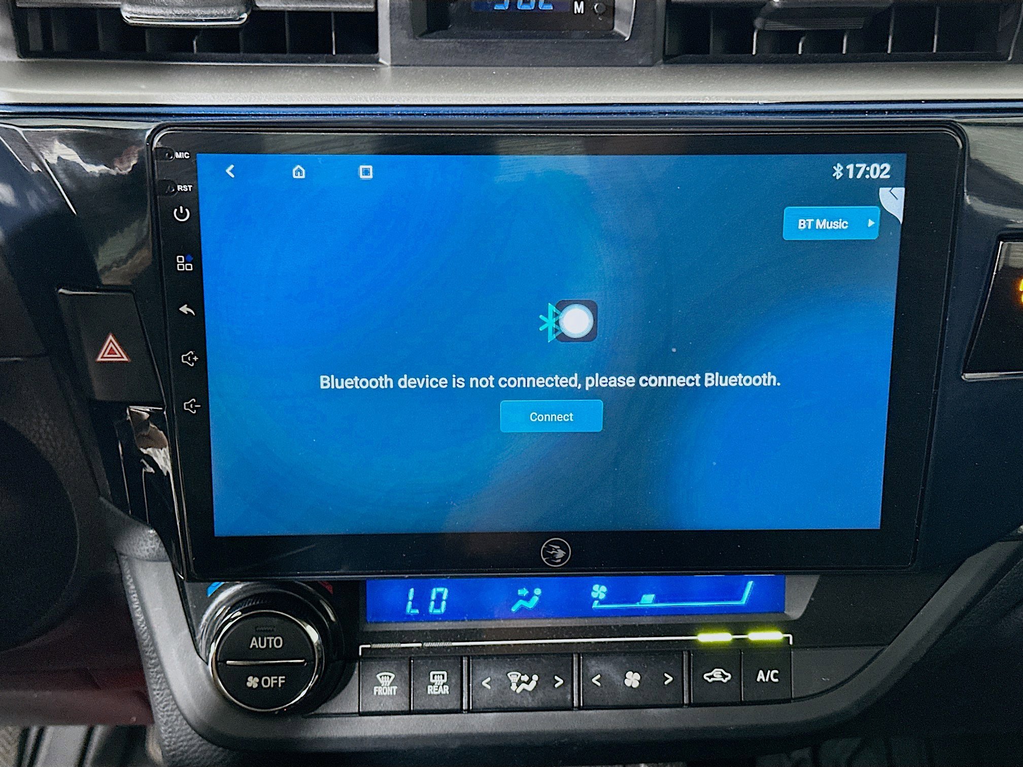 Used 2014 Toyota Corolla LE Premium FWD image 19