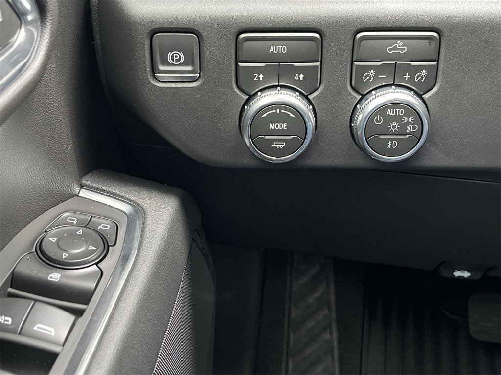 New 2026 GMC Sierra 1500 Elevation image 18