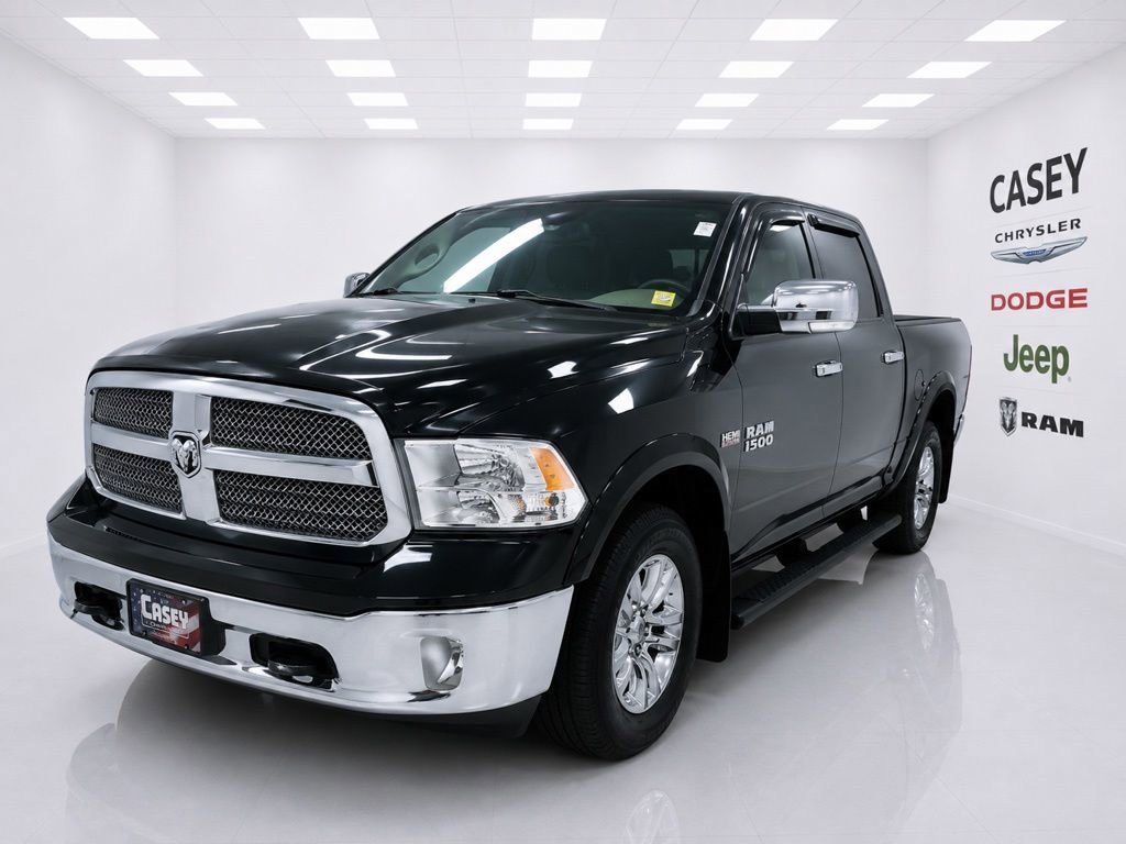 Used 2018 RAM 1500 SLT AWD/4WD image 1