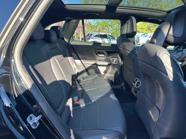 Used 2026 Mercedes-Benz GLC 350e 4MATIC image 21