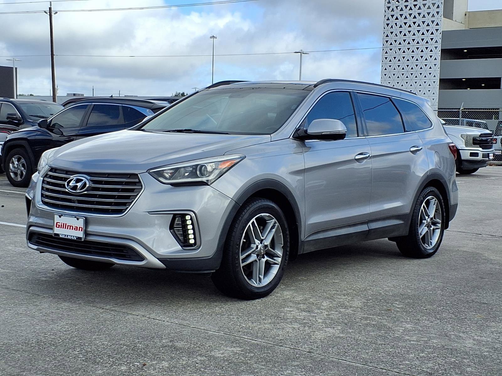 Used 2017 Hyundai Santa Fe SE FWD image 22