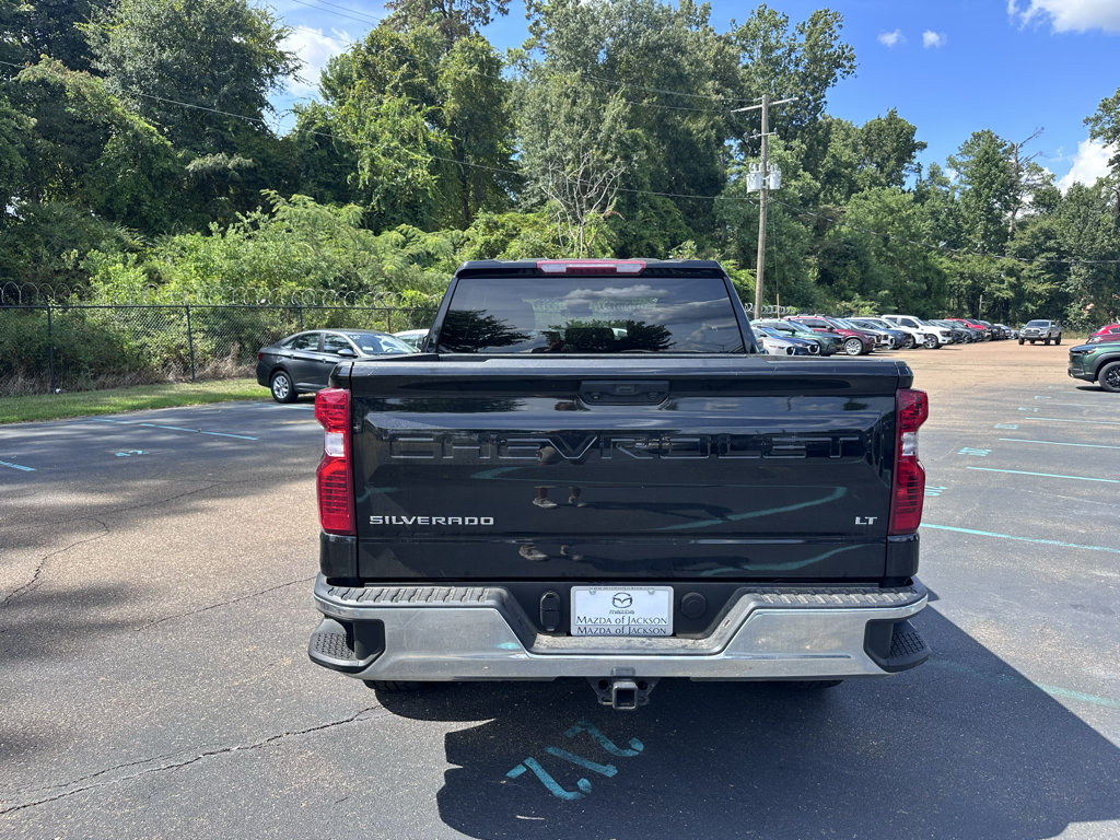 Used 2023 Chevrolet Silverado 1500 LT AWD/4WD image 4