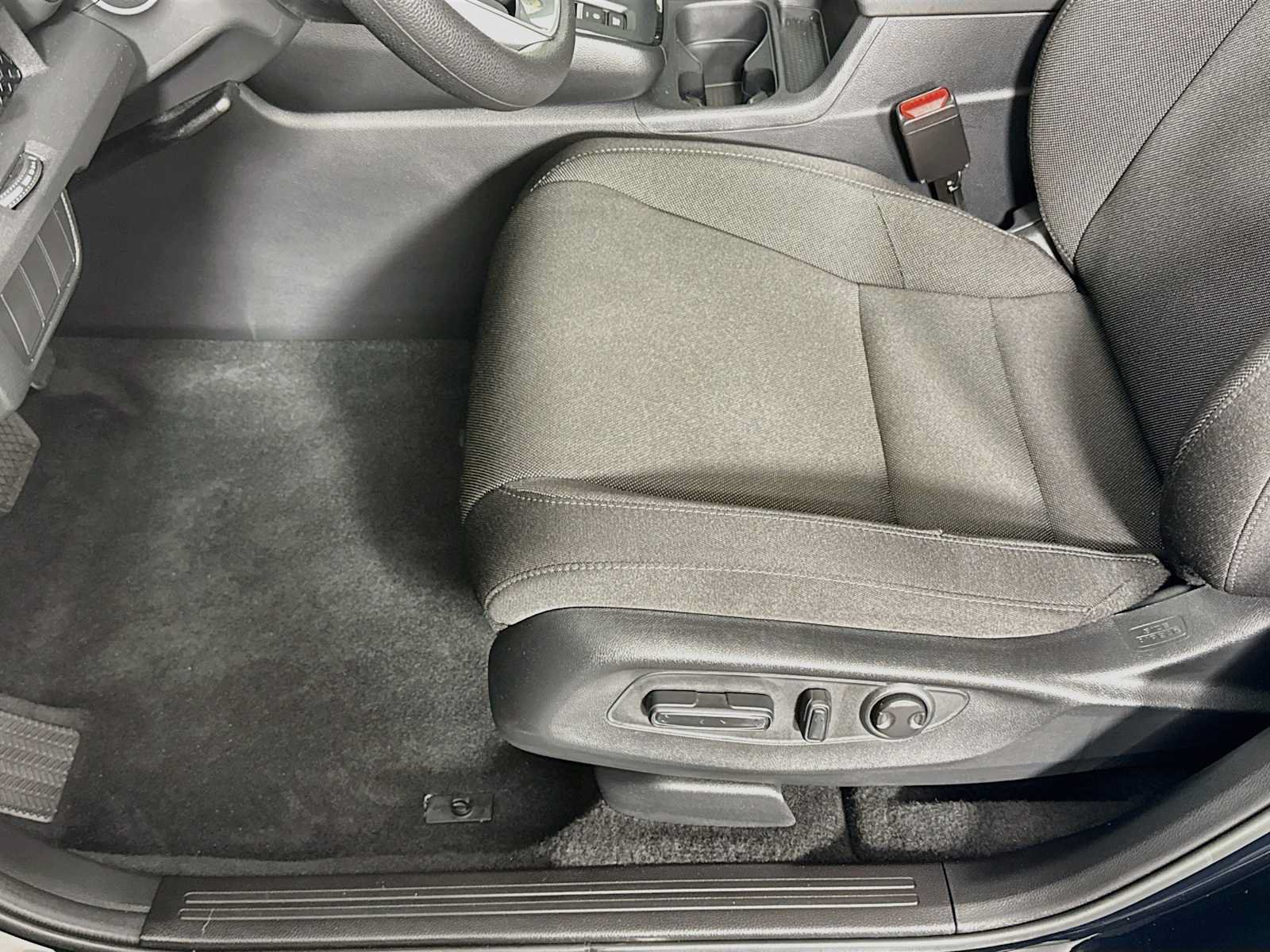 Used 2026 Honda CR-V EX image 17