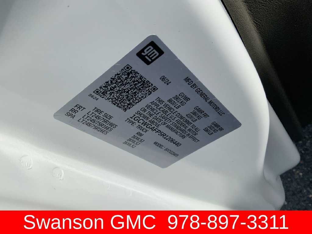 Certified 2024 Chevrolet Express 2500 w/ Driver Convenience Package RWD image 32