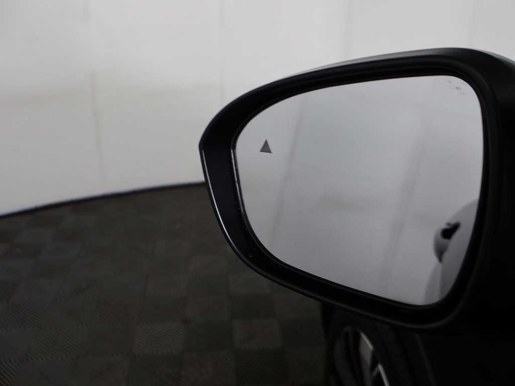 Used 2025 Mitsubishi Outlander SEL AWD/4WD image 38