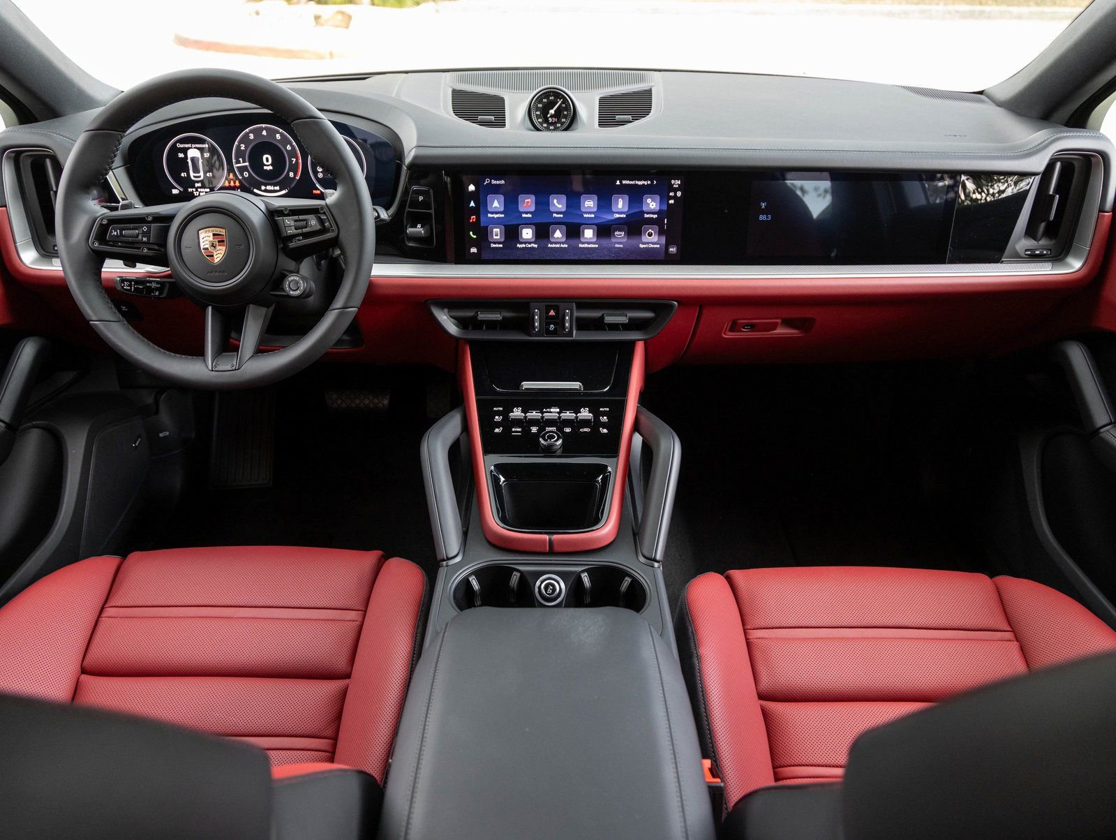 Certified 2026 Porsche Cayenne Coupe AWD/4WD image 12