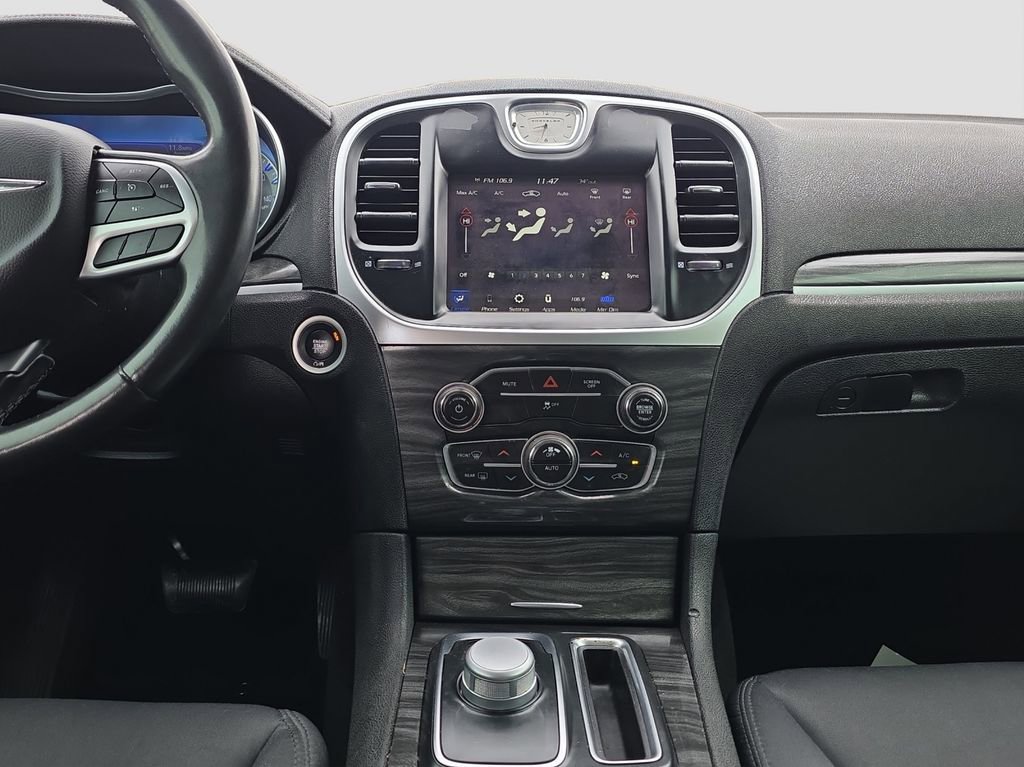 Used 2020 Chrysler 300 Touring w/ Sport Appearance Package image 14