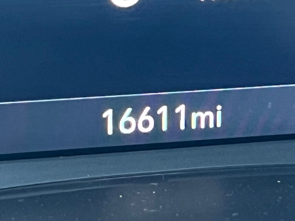 Used 2025 Chevrolet Blazer LT image 20