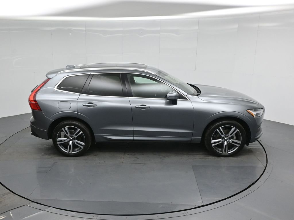 Used 2020 Volvo XC60 T5 Momentum w/ Protection Package Premier image 44