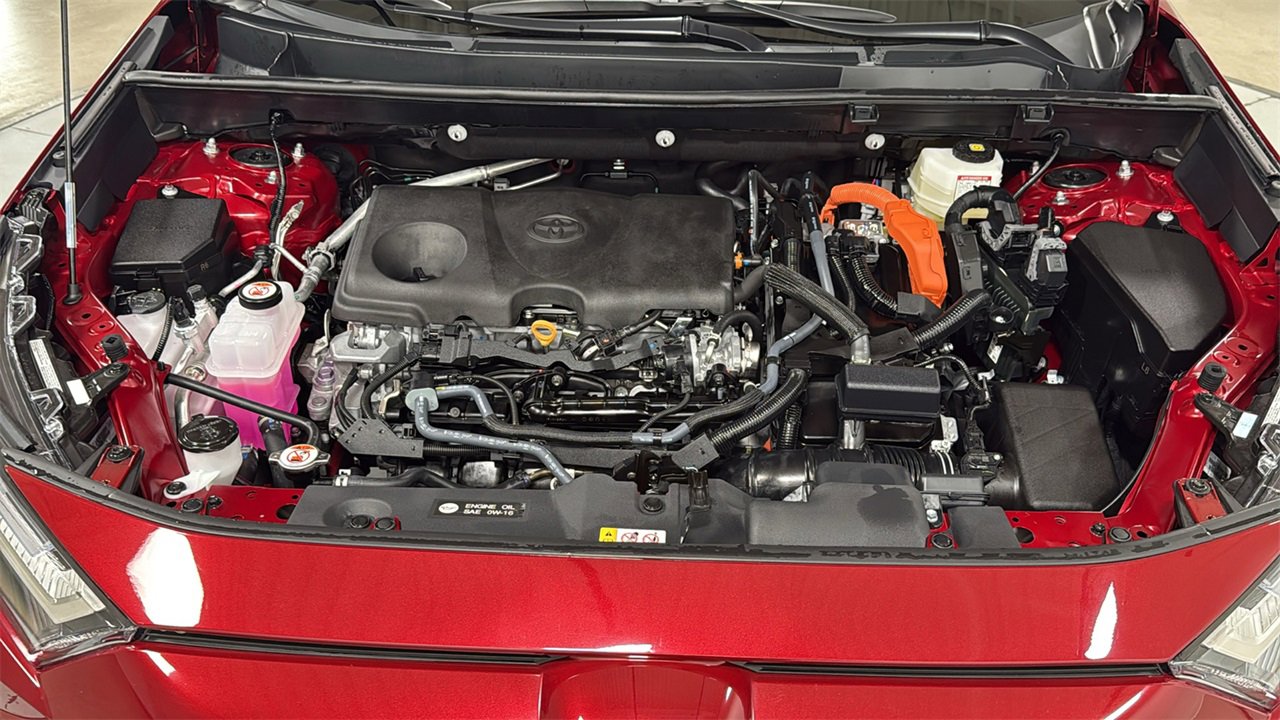 Certified 2025 Toyota RAV4 XLE image 25