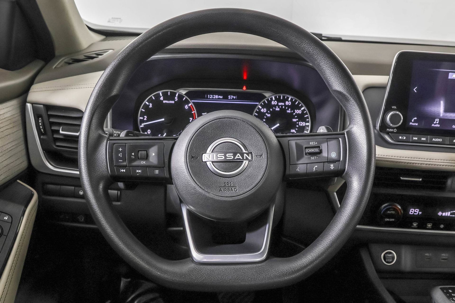 Used 2023 Nissan Rogue SV image 26