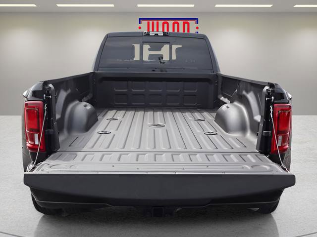 New 2026 RAM 3500 Laramie AWD/4WD image 10