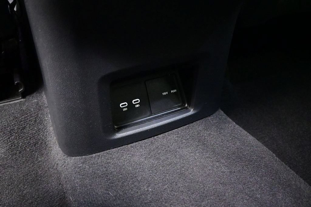 Used 2024 Volkswagen Atlas SEL Premium R-Line AWD/4WD image 38