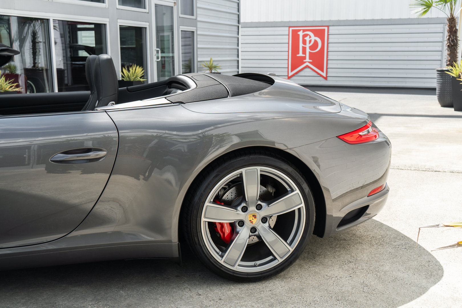 Used 2017 Porsche 911 Carrera S RWD image 5