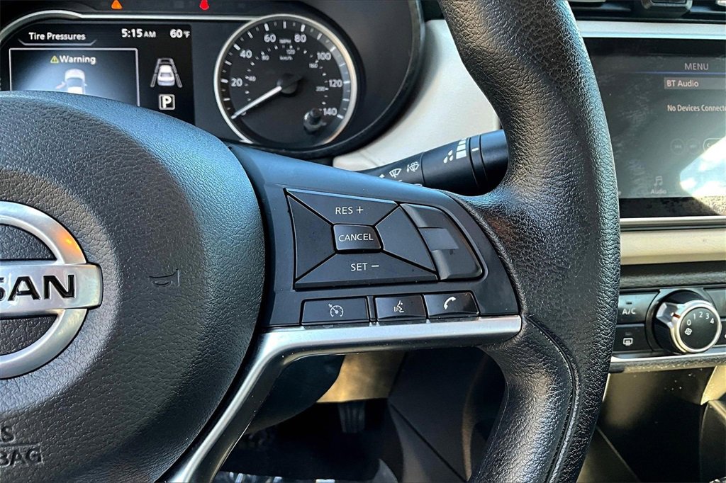 Used 2022 Nissan Versa SV image 12