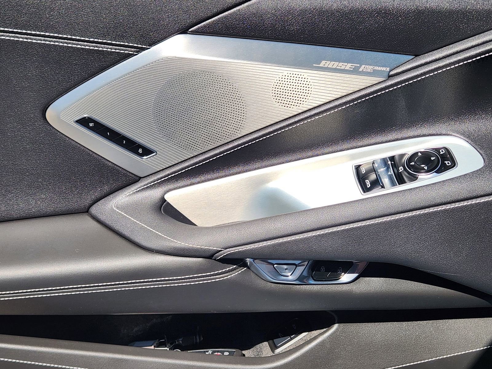 Used 2022 Chevrolet Corvette Stingray w/ Z51 Performance Package image 26