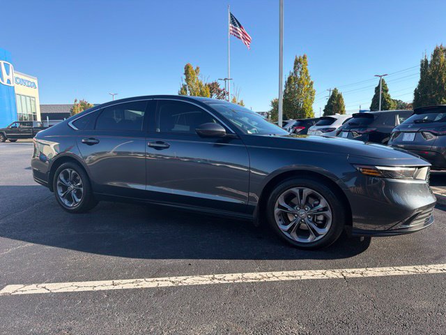 Used 2024 Honda Accord EX image 4