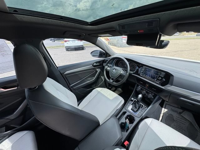 Used 2021 Volkswagen Jetta R-Line FWD image 25