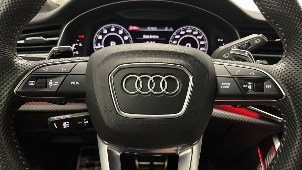 Used 2020 Audi RS Q8 w/ Carbon Optic Package AWD/4WD image 16