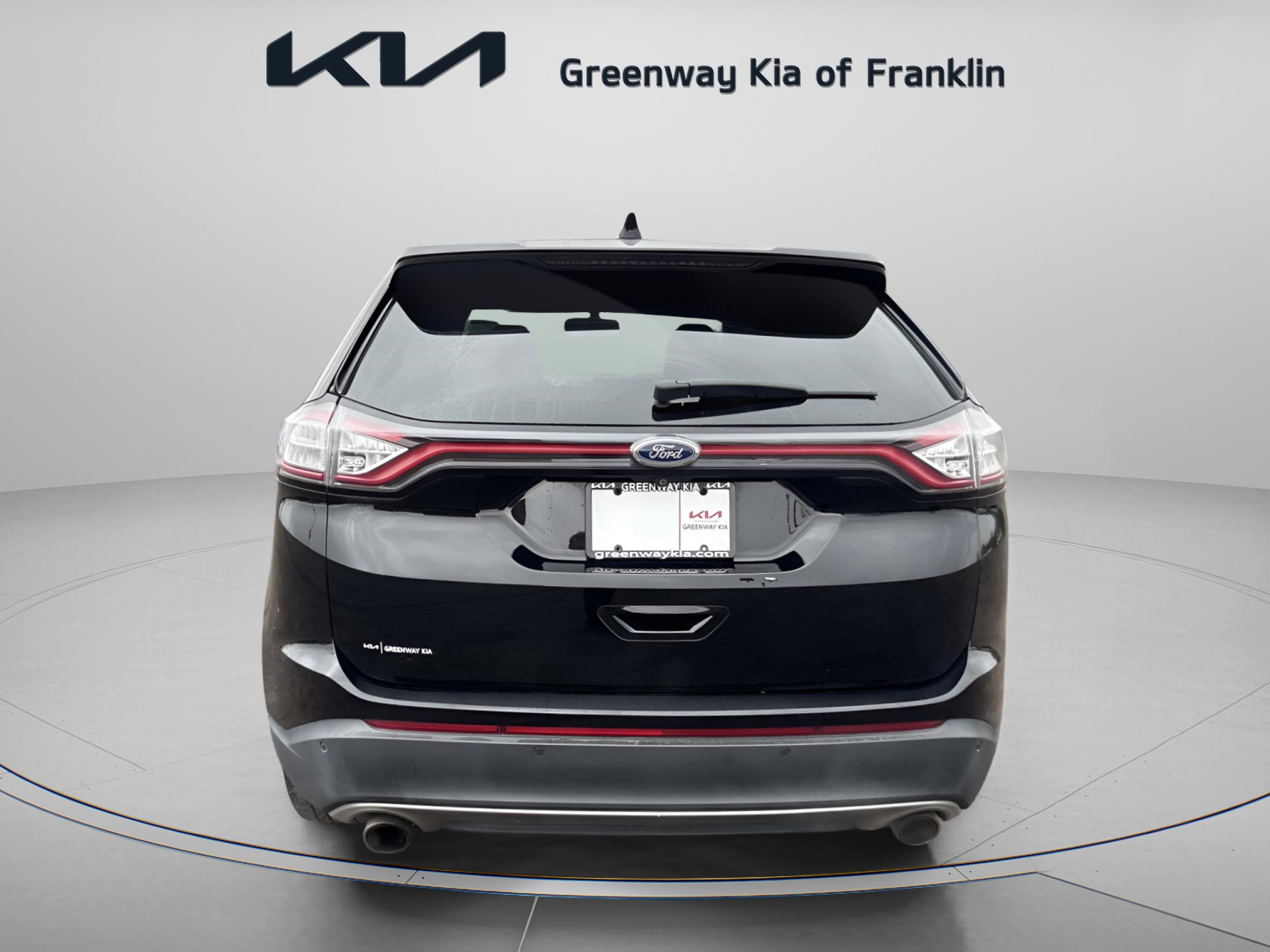 Used 2018 Ford Edge Titanium w/ Equipment Group 301A image 6