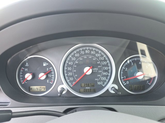 Used 2005 Chrysler Crossfire Limited image 13